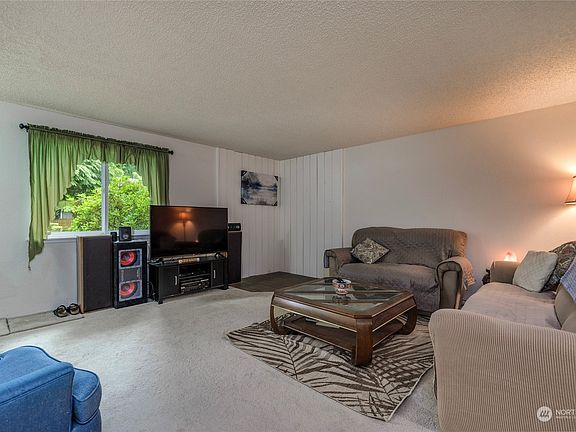 5th image of 2900 60th Lane SE #B