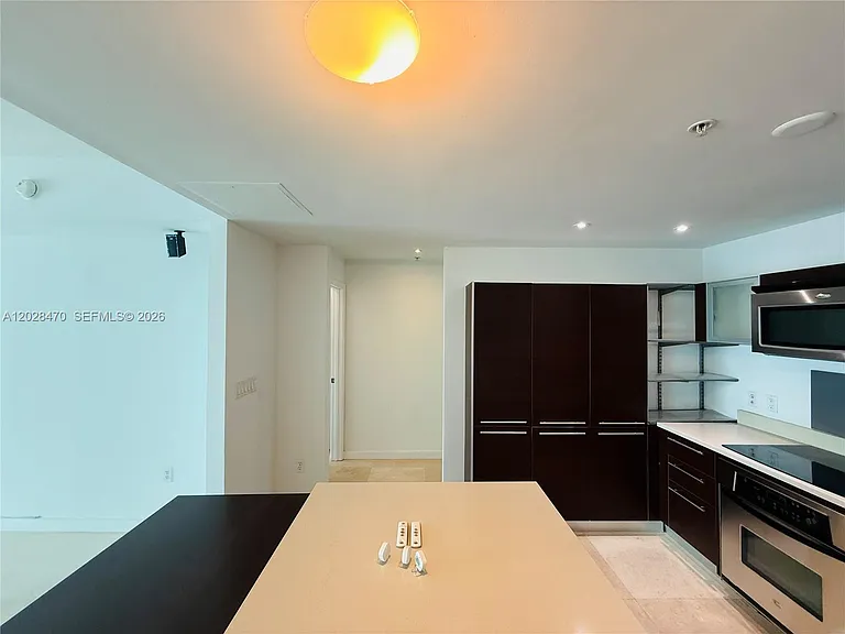 1900 N Bayshore Dr #2415 — Photo 14