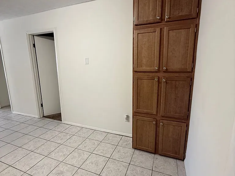 108 Scranton St #5 — Photo 6