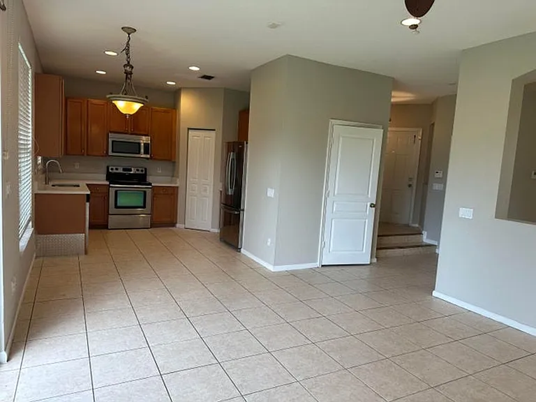 5012 Starblaze Dr — Photo 6