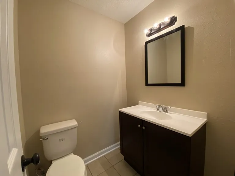 4543 Villawood Dr — Photo 8