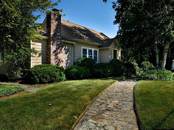2nd image of 17 Bonnie View Dr