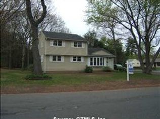 2 Clear St, Enfield, CT 06082