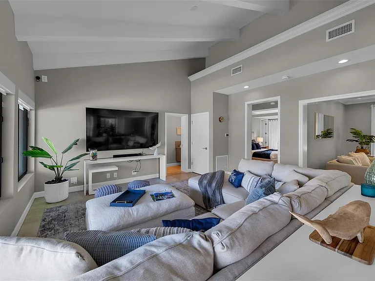 616 Riviera Isle Dr — Photo 41