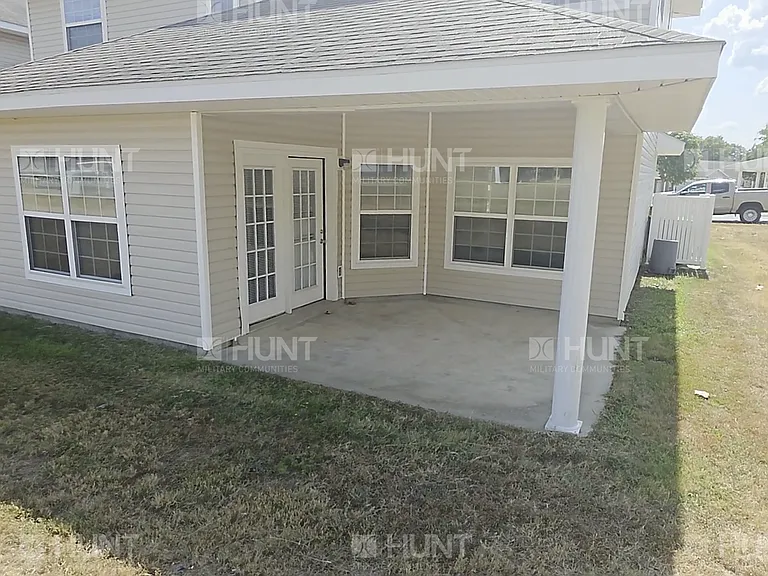 141 Minnesota Cir — Photo 17