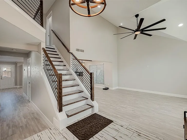 15314 Chestnut Falls Dr — Photo 3