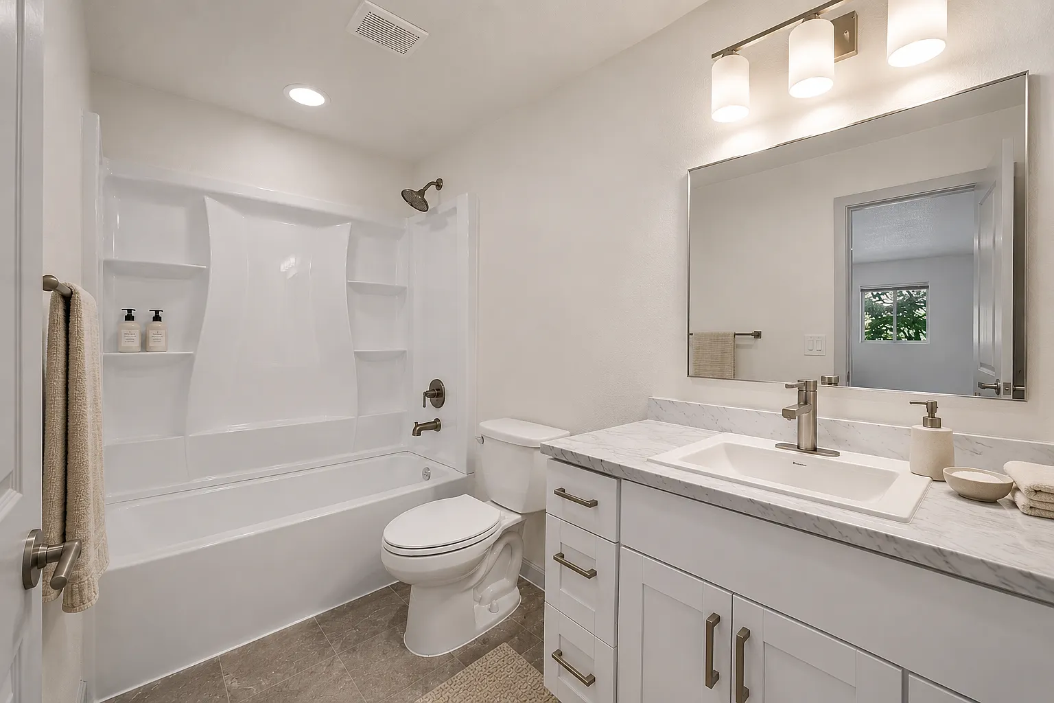 The Clover Apartments — Photo 3