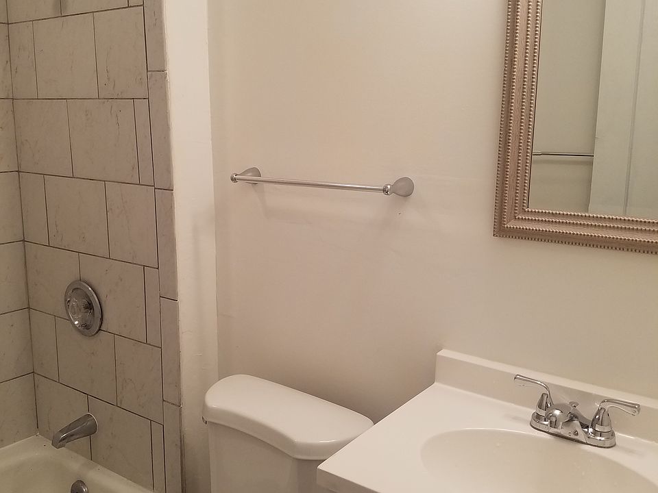 1st image of 253 Saint Lawrence Ave