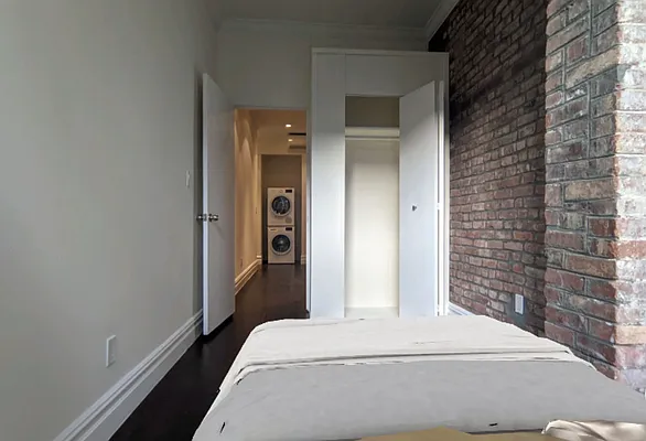 Rented by Avenues Real Estate | media 12