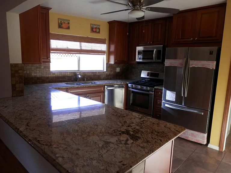 12313 Allin St — Photo 4