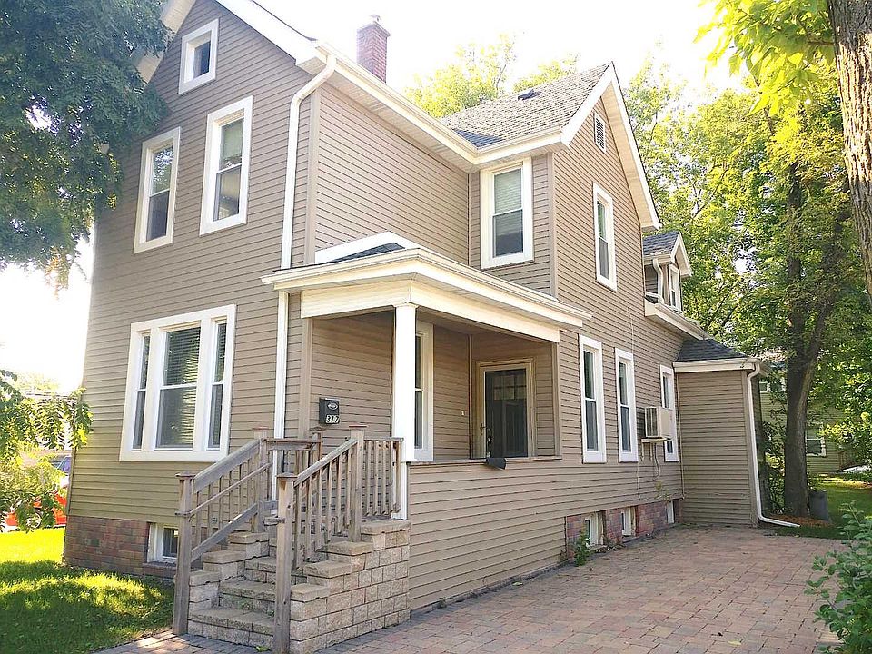 1st image of 317 E Park Ave