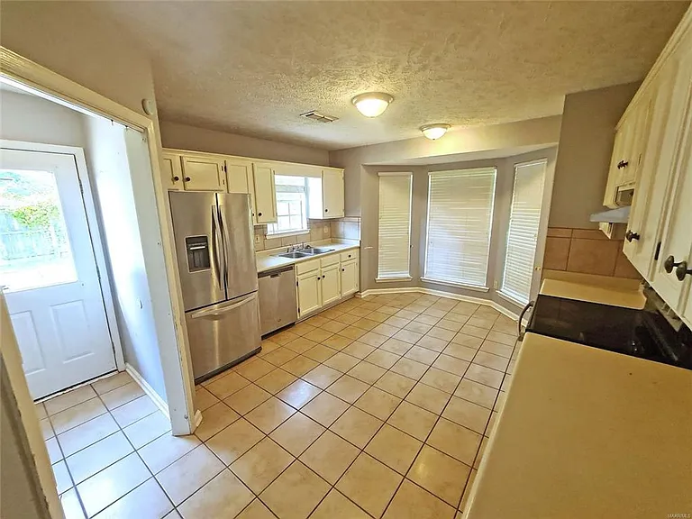 3661 Horseshoe Cir — Photo 5