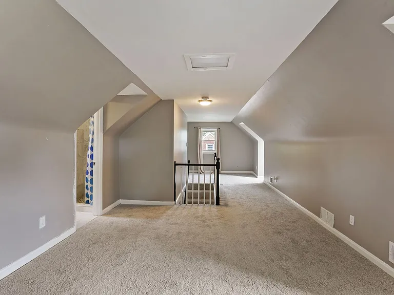 4411 Reamy Dr — Photo 24