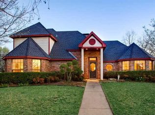 2401 Crestview Dr, McKinney, TX 75071