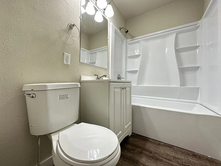 1408 Euclid Ave — Photo 5