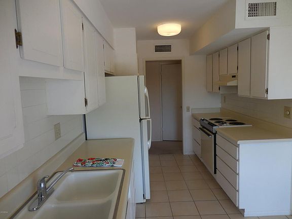 5th image of 19426 N Willowcreek Cir