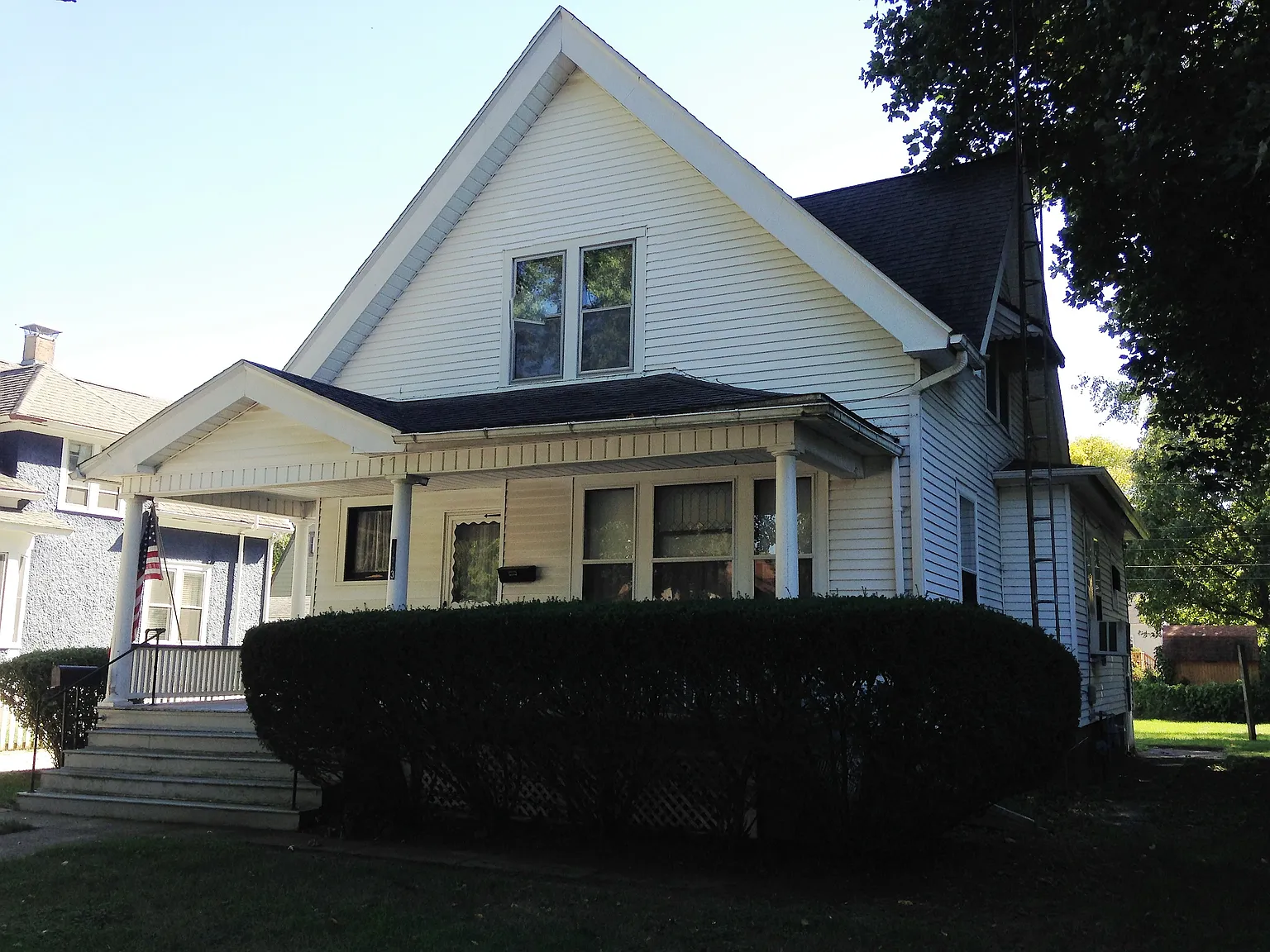 1203 W Park Ave photo 1