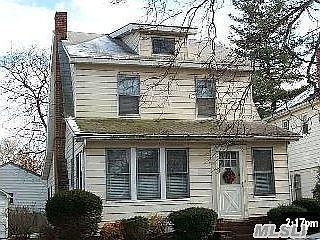 1st image of 27 William St