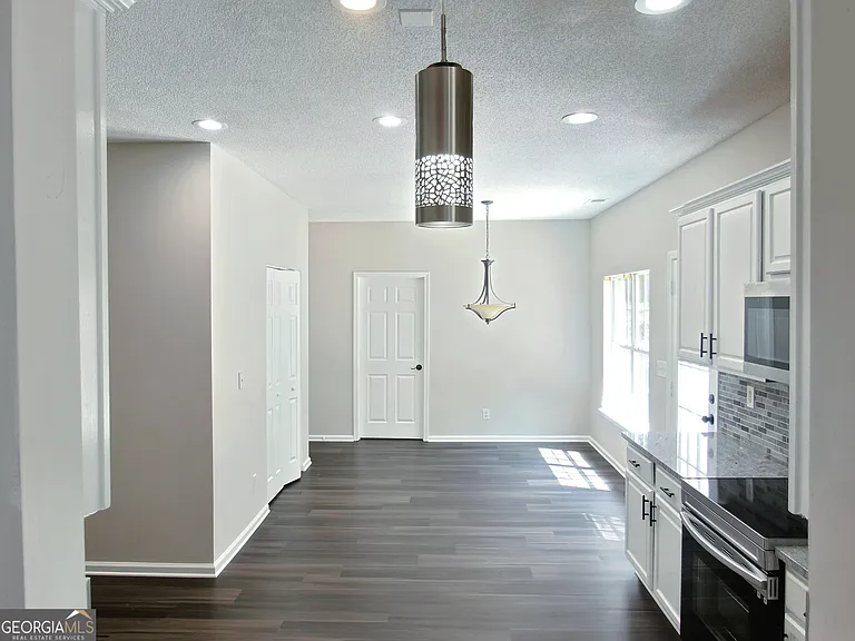 3225 Blackwood Ln — Photo 5