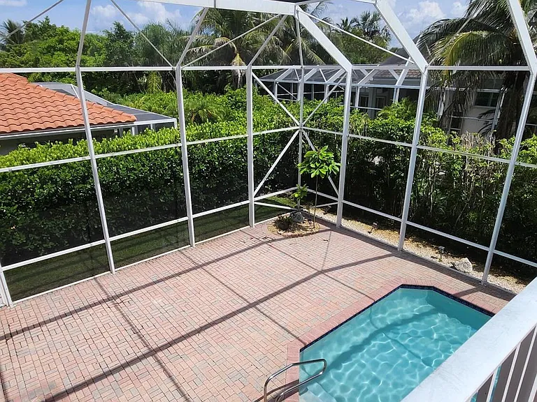 11206 Maritime Ct — Photo 3