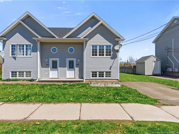 235 Glencairn Dr, Moncton, NB E1G 5G7