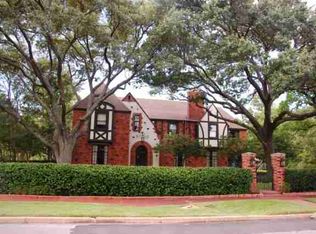 2490 Long St, Beaumont, TX 77702