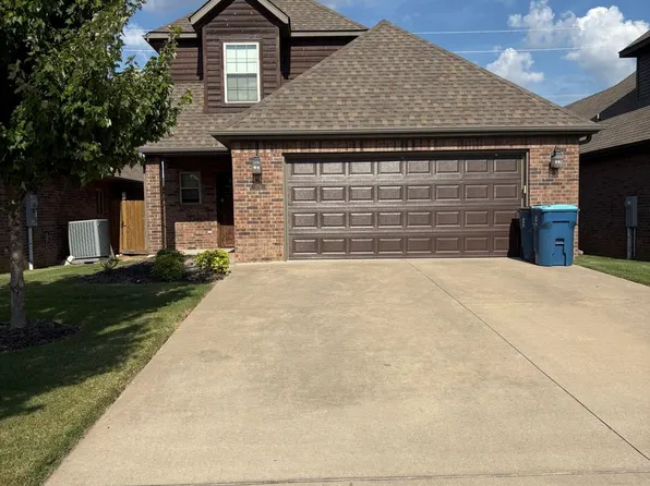1711 SW Stonegrove Rd, Bentonville, AR 72713