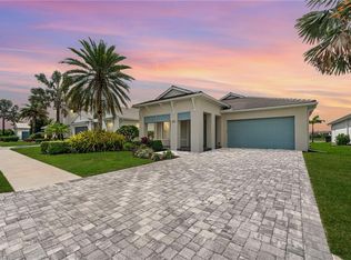 8786 Saint Lucia Dr, Naples, FL 34114