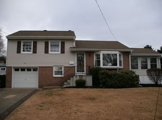 197 S Moetz Dr, Milltown, NJ 08850