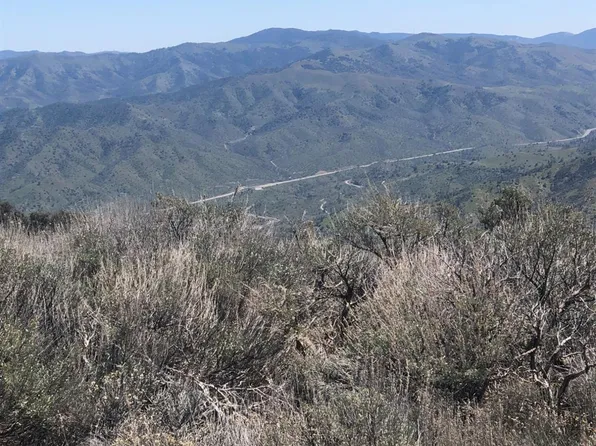 25500 Jacaranda Dr #328, Tehachapi, CA 93561