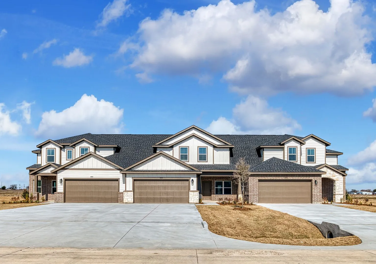 Available Now! Cul-de-Sac Triplex Lot Located On 1-Acre In Midlothian, Tx! — Photo 1