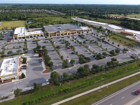 4th image of Twin Laurel Blvd