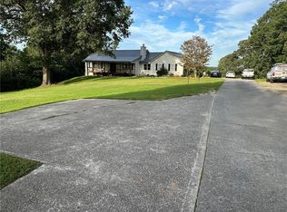 2719 Barrett Rd, Gainesville, GA 30507