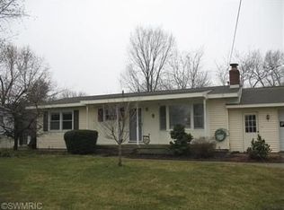 2445 Kinney Ave NW, Grand Rapids, MI