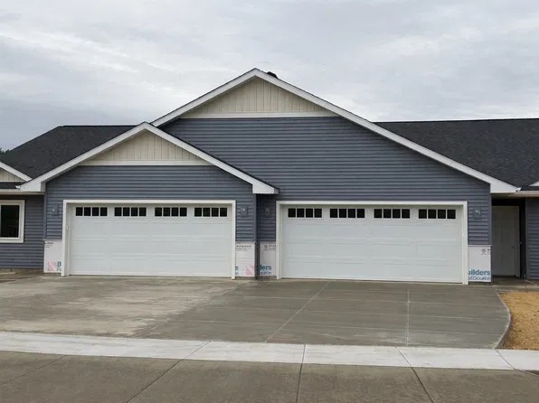 702 Sequoia Drive, Altoona, WI 54720