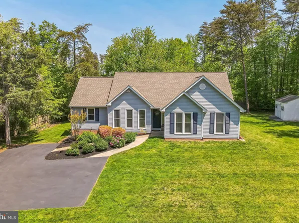 430 Sanford Dr, Fredericksburg, VA 22406