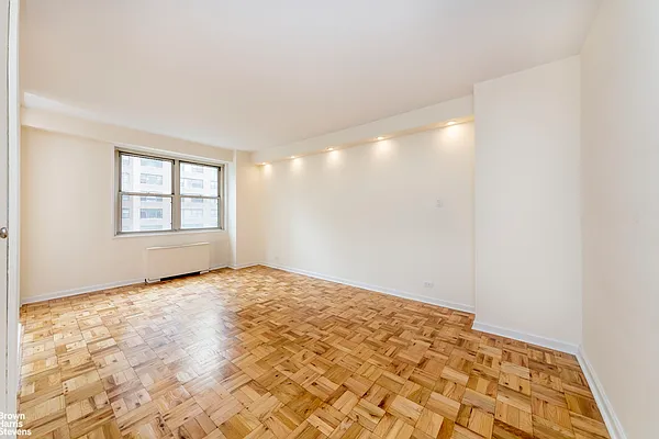 Rented by Brown Harris Stevens | media 4