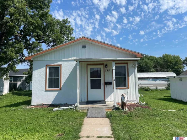 548 W 7th St, York, NE 68467