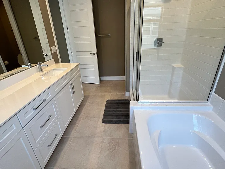 11361 Gravitation Dr — Photo 32