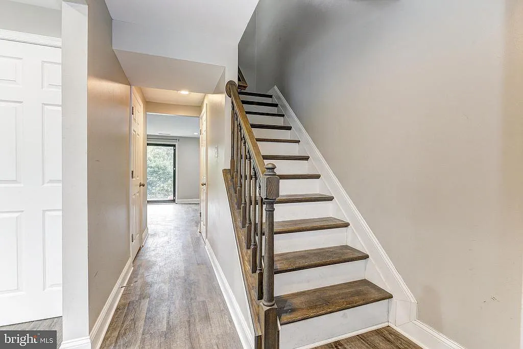 3 bed, 1.5 bath, 1763 sqft, $2,400 — Photo 3