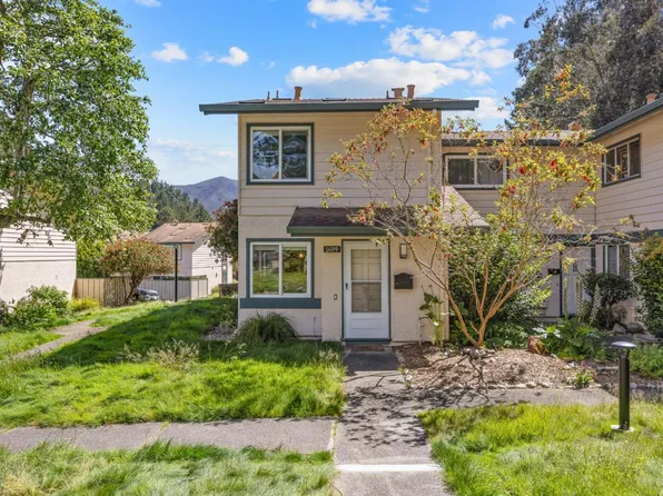 1499 Terra Nova Blvd, Pacifica, CA 94044