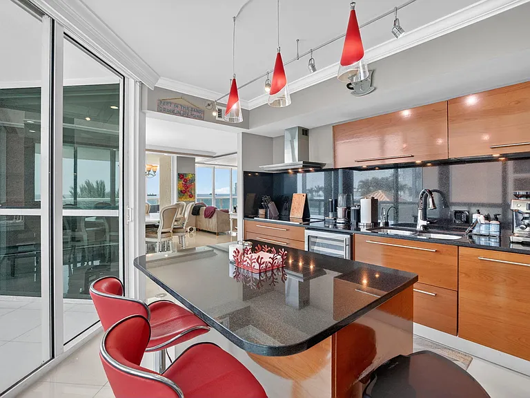 101 S Fort Lauderdale Beach Blvd #905 — Photo 7