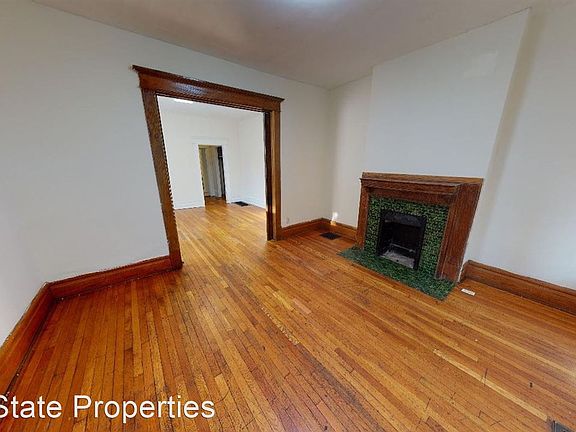 4th image of 183 E 13th Ave