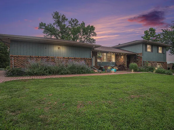 236 Drees Dr, Yankton, SD 57078