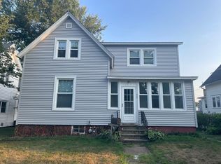 528 Winchester Ave, Saint Joseph, MI 49085