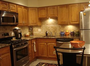21970 64th Ave, Oakland Gardens, NY 11364