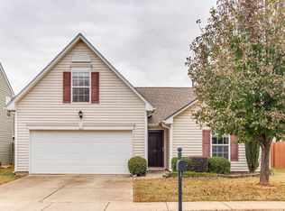 27 Cork Dr, Greer, SC 29650