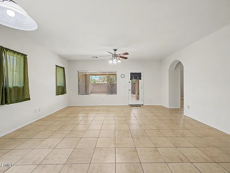 13271 W Clarendon Ave — Photo 11