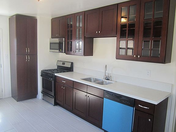 5th image of 1746 W 126th St
