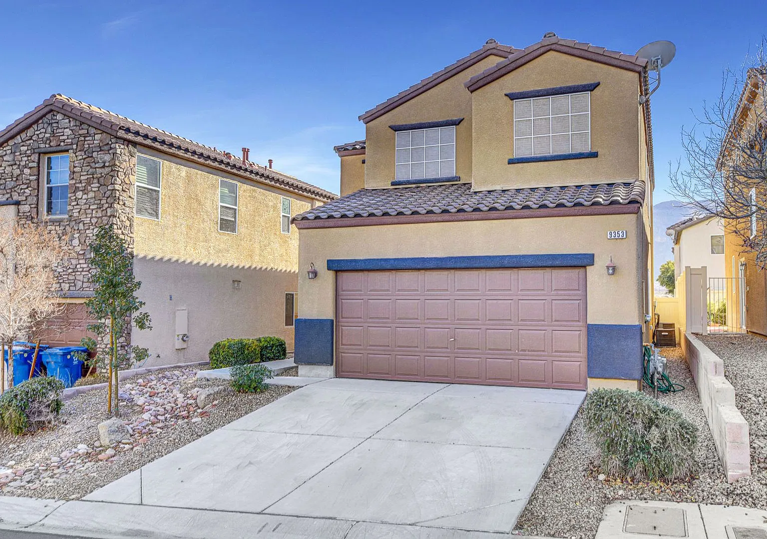 Beautiful 4 BR home in Mountains Edge — Photo 1